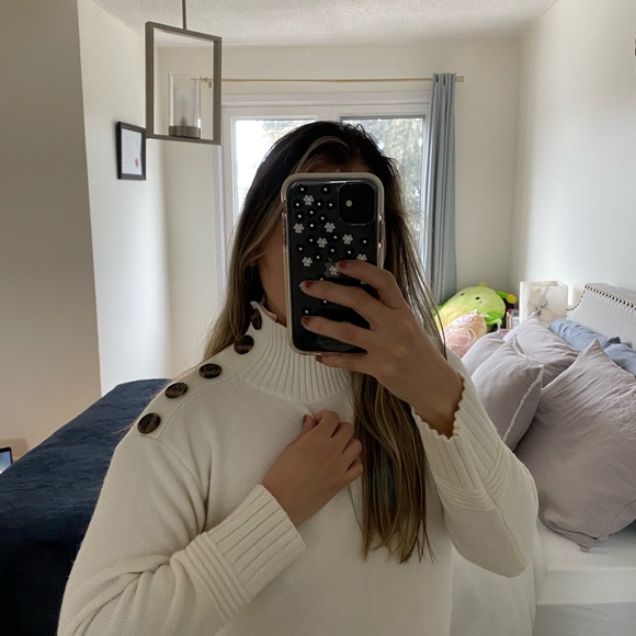 Anthropologie white sweater - Picture 10 of 11